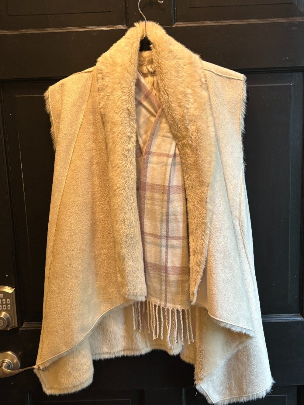 Matching Winter Set: Gaby & Eden Faux Fur Vest + D&Y Plaid Fringe Scarf - Size M